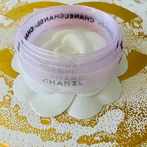 Chanel Soft Pink Sheer Ribbon - Picture 3 of 11